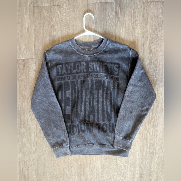 Taylor Swift Tops - Taylor Swift Reputation Crewneck